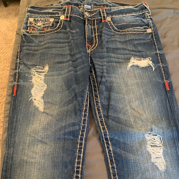 Looking to get rid of some items - Picture 3 of 3